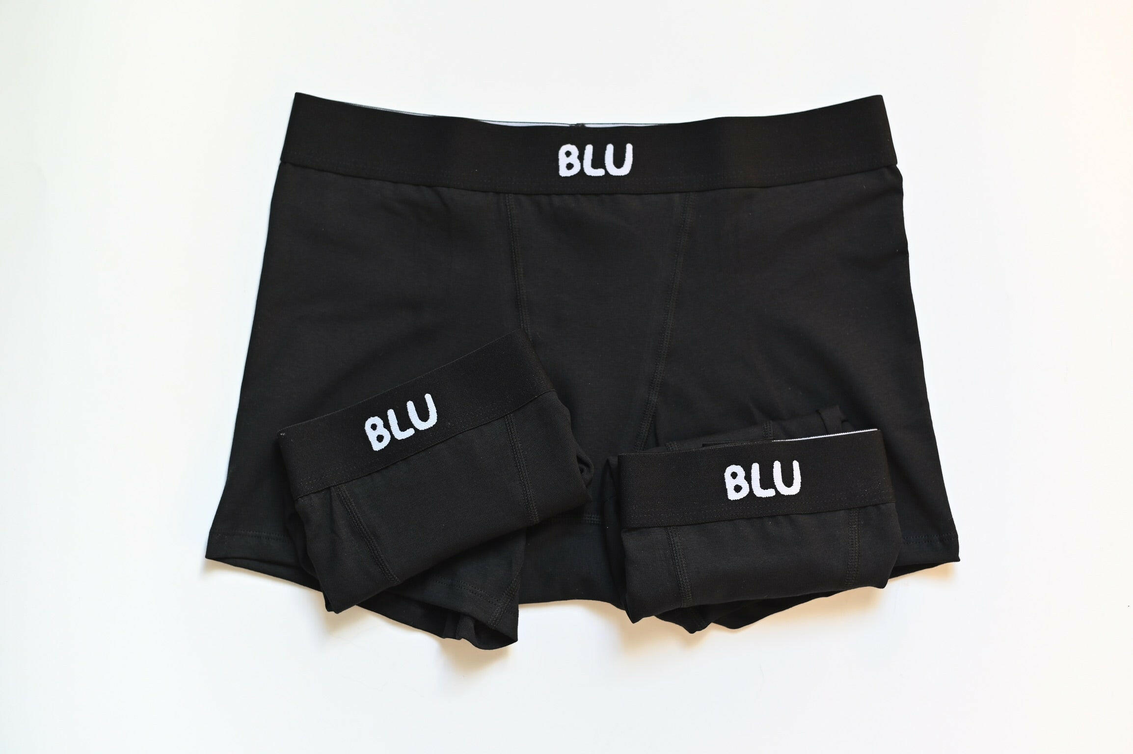 3-pack short boxer briefs.